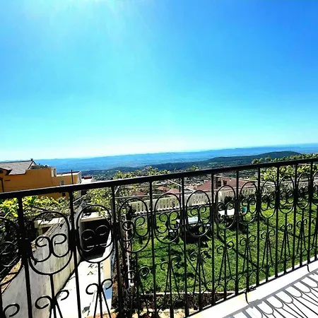 Villa Garden Guni Krujë