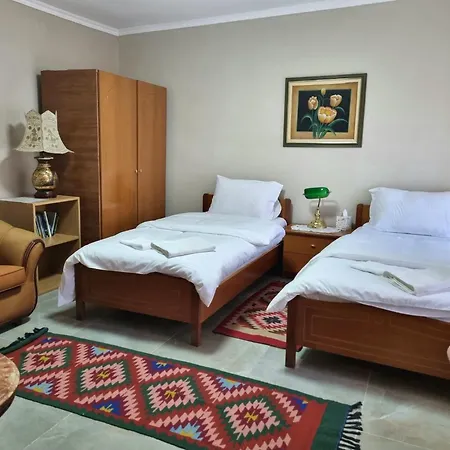 Garden Guni * Krujë