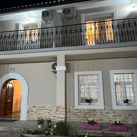 Garden Guni Villa *